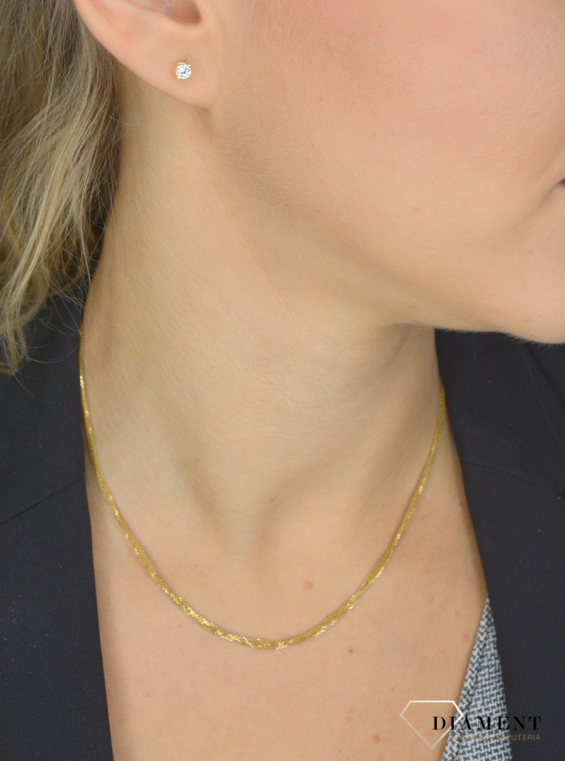 Złote kolczyki przy uchu 585 oprawiona cyrkonia KL 9393 585.jpg